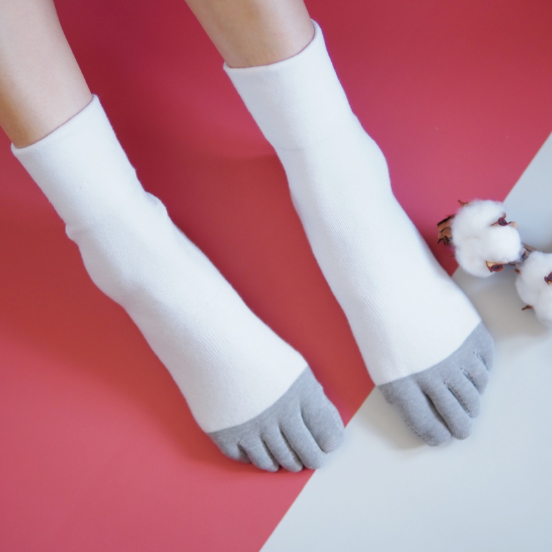 【凱美棉業】MIT台灣製寬口竹炭五趾襪 抗菌防臭襪