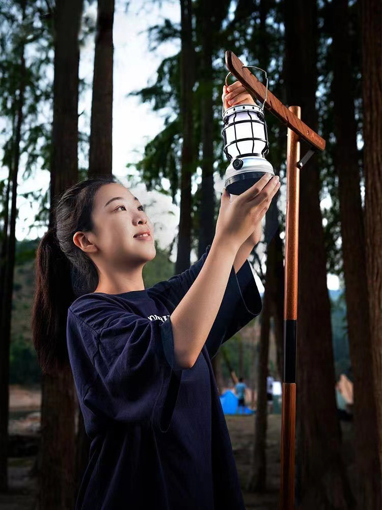 手提便攜USB太陽能露營燈