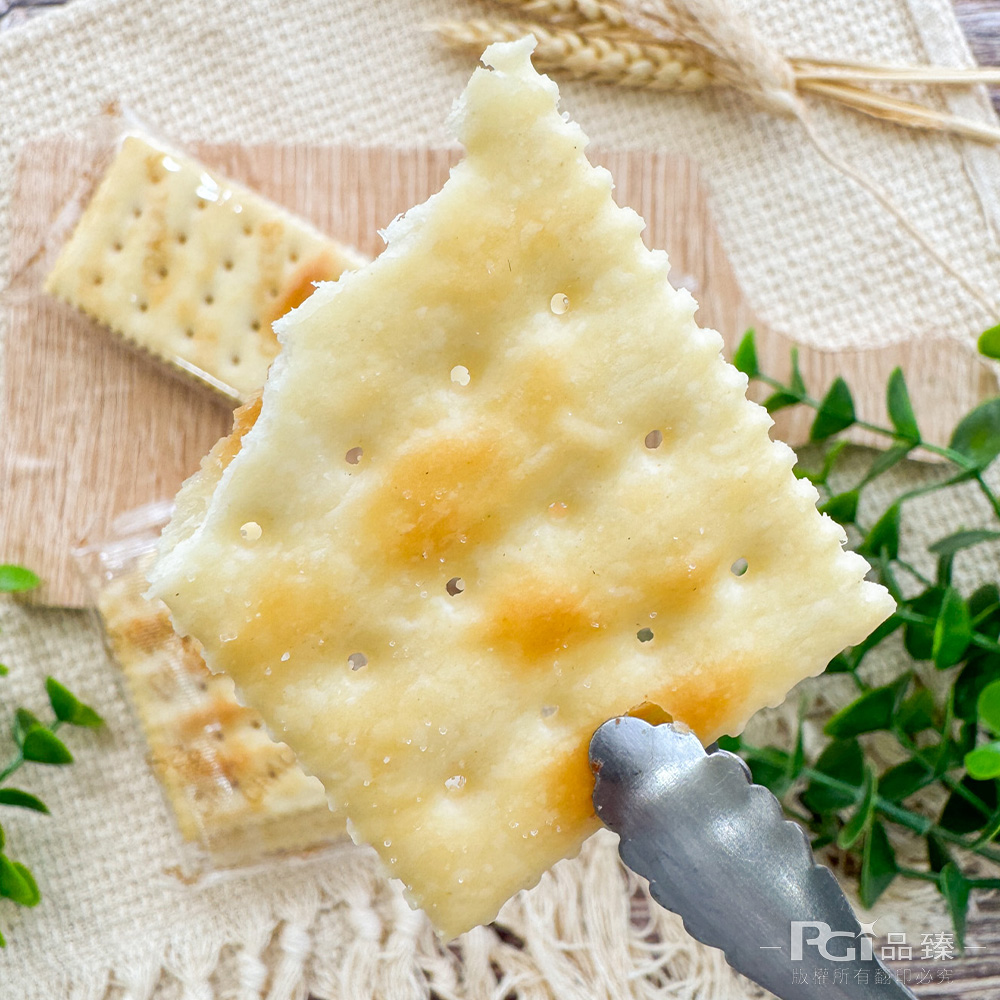 【巧益】海鹽薄脆蘇打餅(396g)