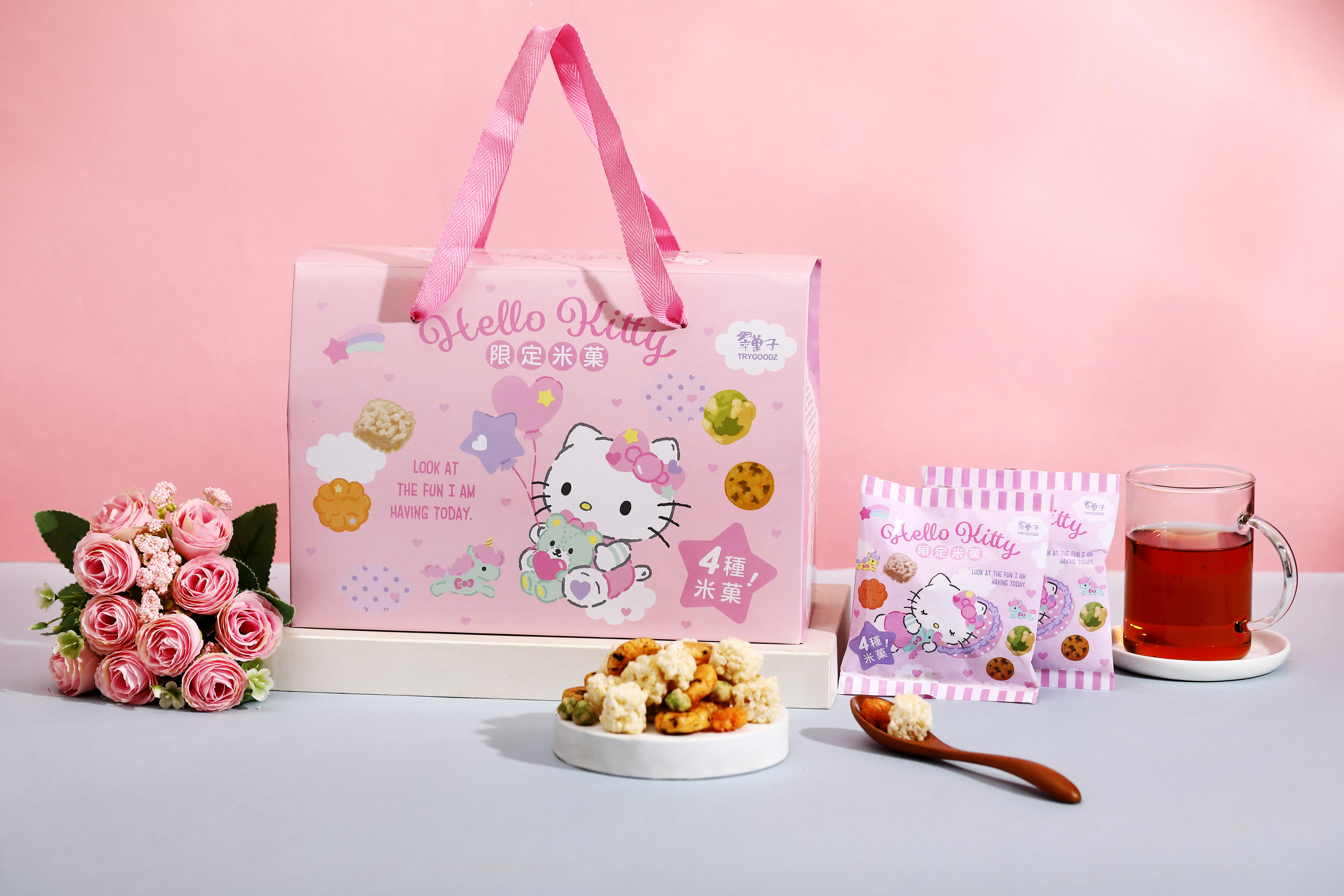 【翠菓子】HELLO KITTY 綜合米菓禮盒