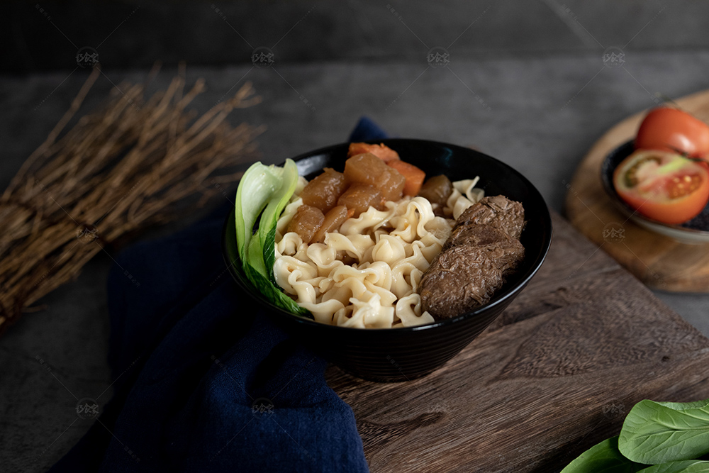 【巧食家】蔬食纖牛若麵-全素 530g (野蔬茄燒/蔬饗紅燒/甘醇藥膳)