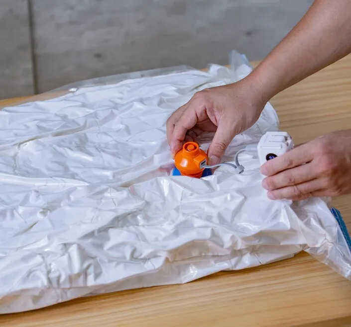 【Aerogogo】GIGA PUMP Air 指尖幫浦 首創無電池設計 外接電源啟動 露營充氣Ｘ行李壓縮Ｘ日常收納 ALL IN