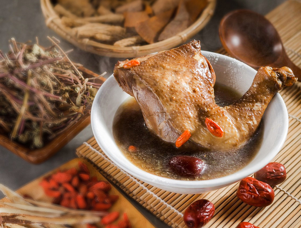 【巧食家】養生雞湯任選500g(老菜脯雞腿湯/十全大補雞腿湯/人蔘益氣雞腿湯)