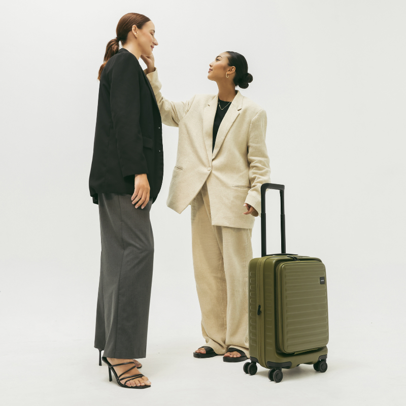 【LOJEL CUBO LITE】新版前開式可擴充登機箱19吋 行李箱 掀蓋式