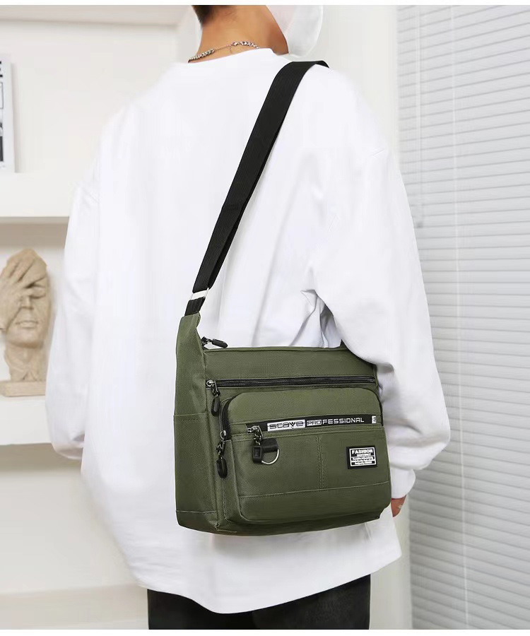 5層大容量多口袋防潑水單肩包 