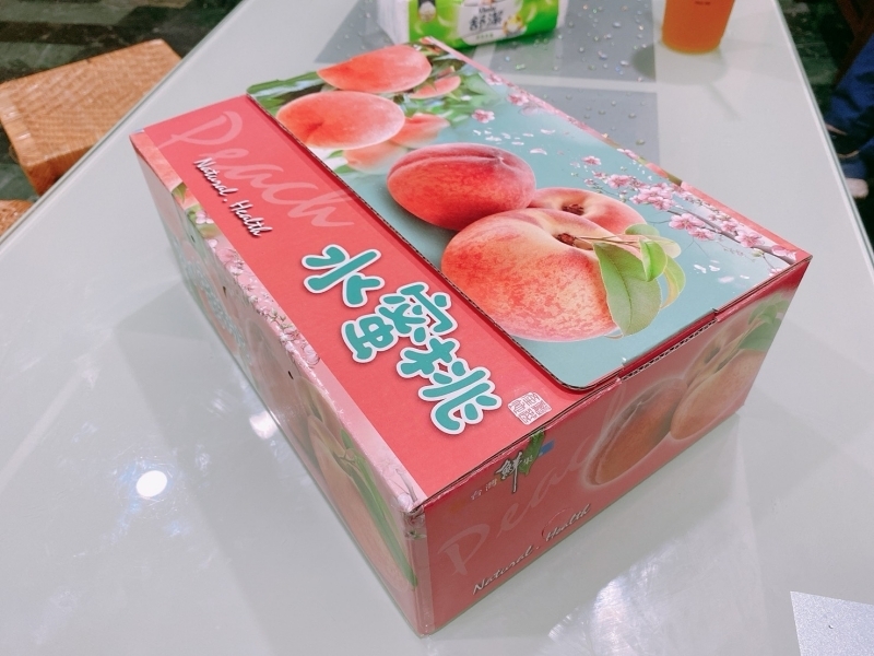 【歐吉商】摩天嶺熱帶水蜜桃禮盒10顆 2.2台斤