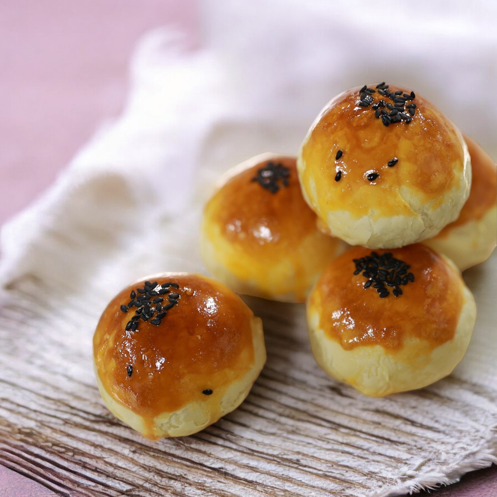 【給力食品】中秋綜合月餅10/13入禮盒 棗泥蛋黃酥／棗泥核桃酥／心月娘／鳳梨酥