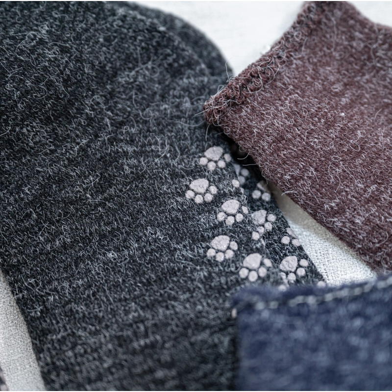 【凱美棉業】台灣製防滑禦寒暖呼呼保暖毛襪 中筒保暖襪 四色