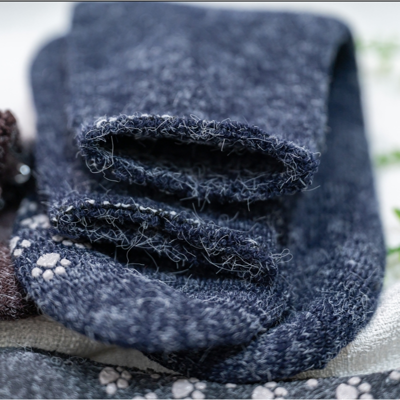 【凱美棉業】台灣製防滑禦寒暖呼呼保暖毛襪 中筒保暖襪 四色