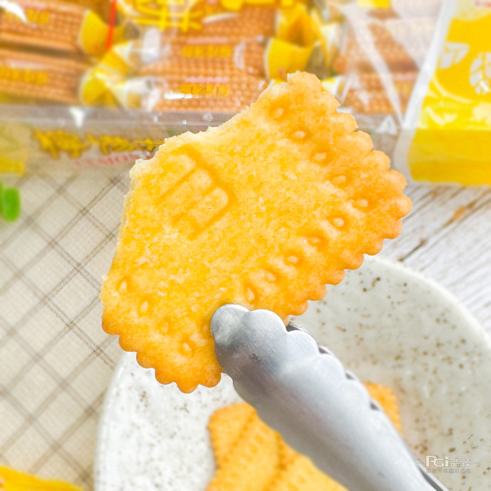 【巧益】酥脆薄餅(鹹蛋黃餅乾／檸檬餅乾)270g 薄餅乾 餅乾 零食