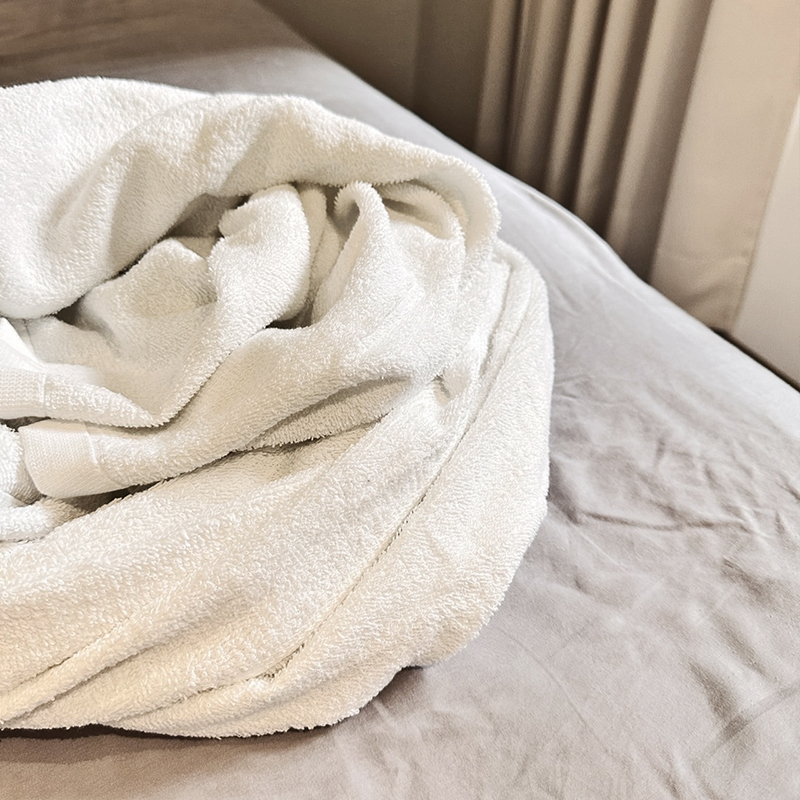 【凱美棉業】MIT台灣製 20兩加厚純棉毛巾被毯 萬用被毯 白色毛巾