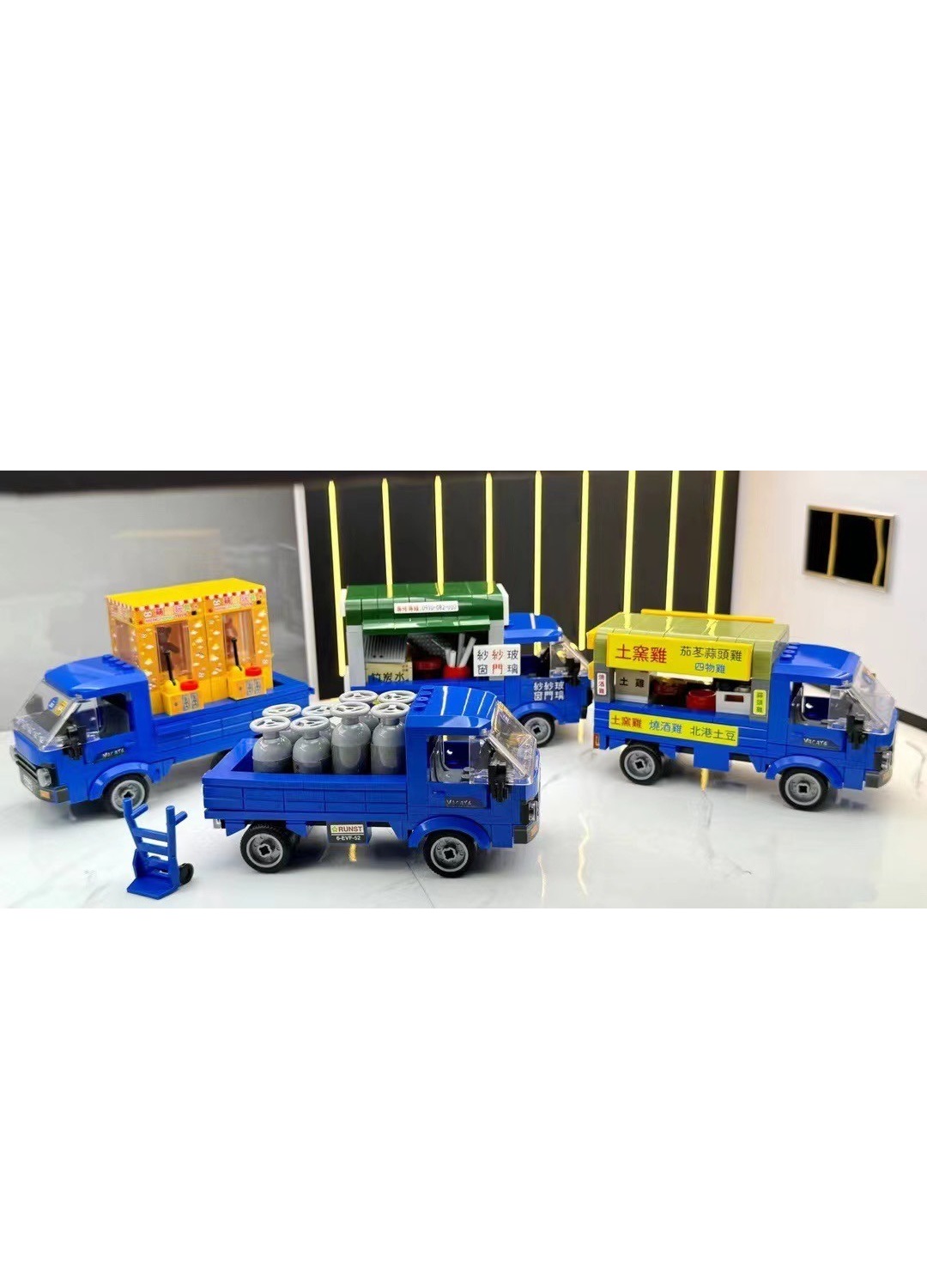 原創積木模型車小貨卡發財車 四款任選 (石油/土窯雞/修理紗窗紗門/夾娃娃機)