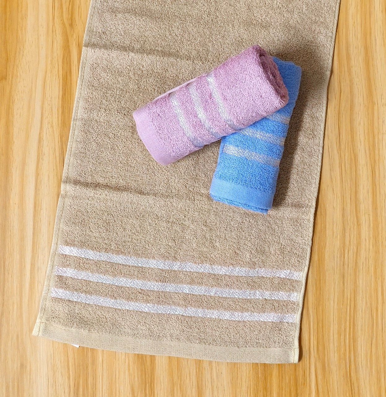 【凱美棉業】MIT台灣製 16兩純棉絲滑白線條童巾 3色可選